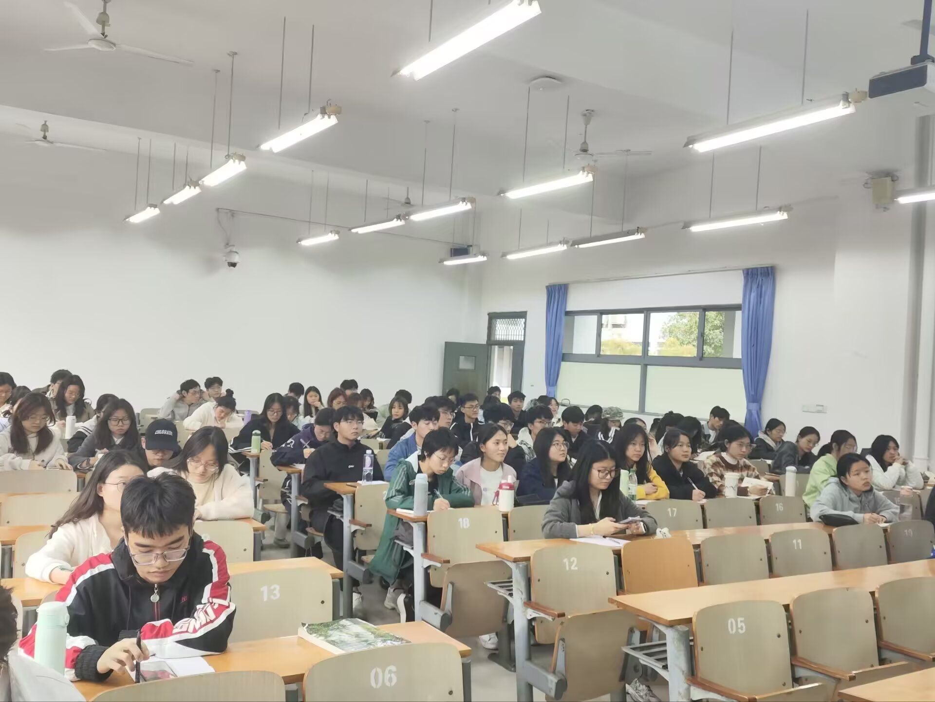 酷爱成人网